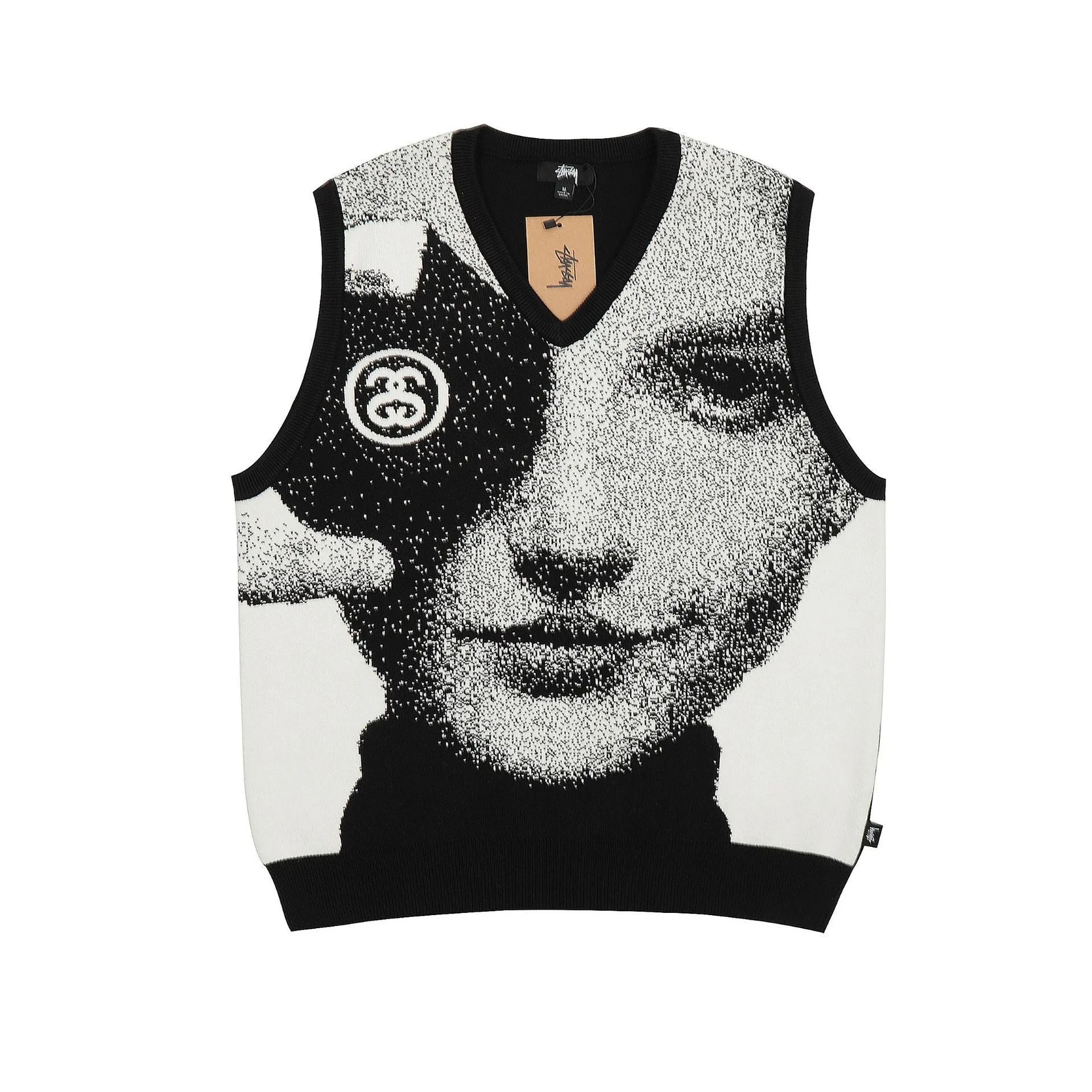 Stussy Black Swirl Graphic SweatShirt City Outfit