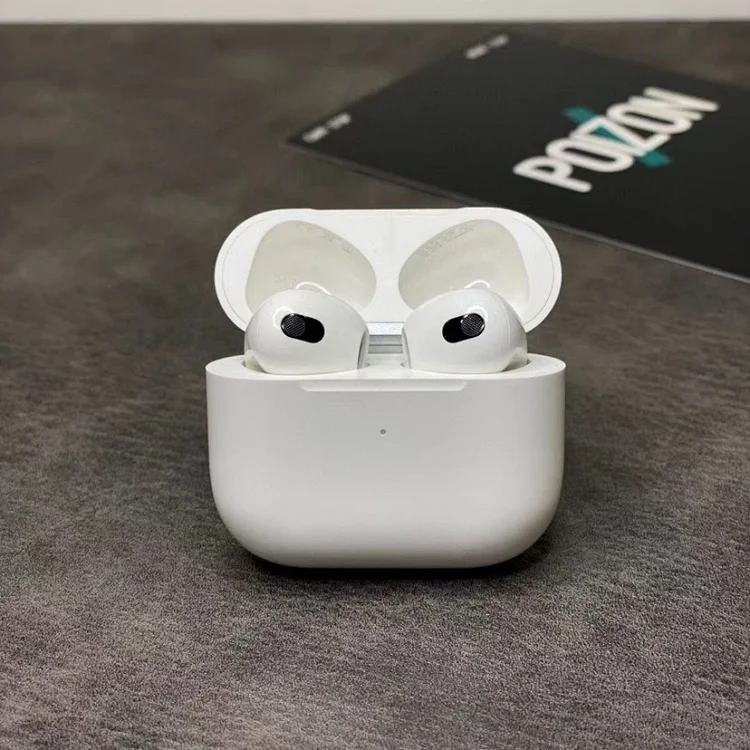 Apple AirPods Pro Earbuds in White
