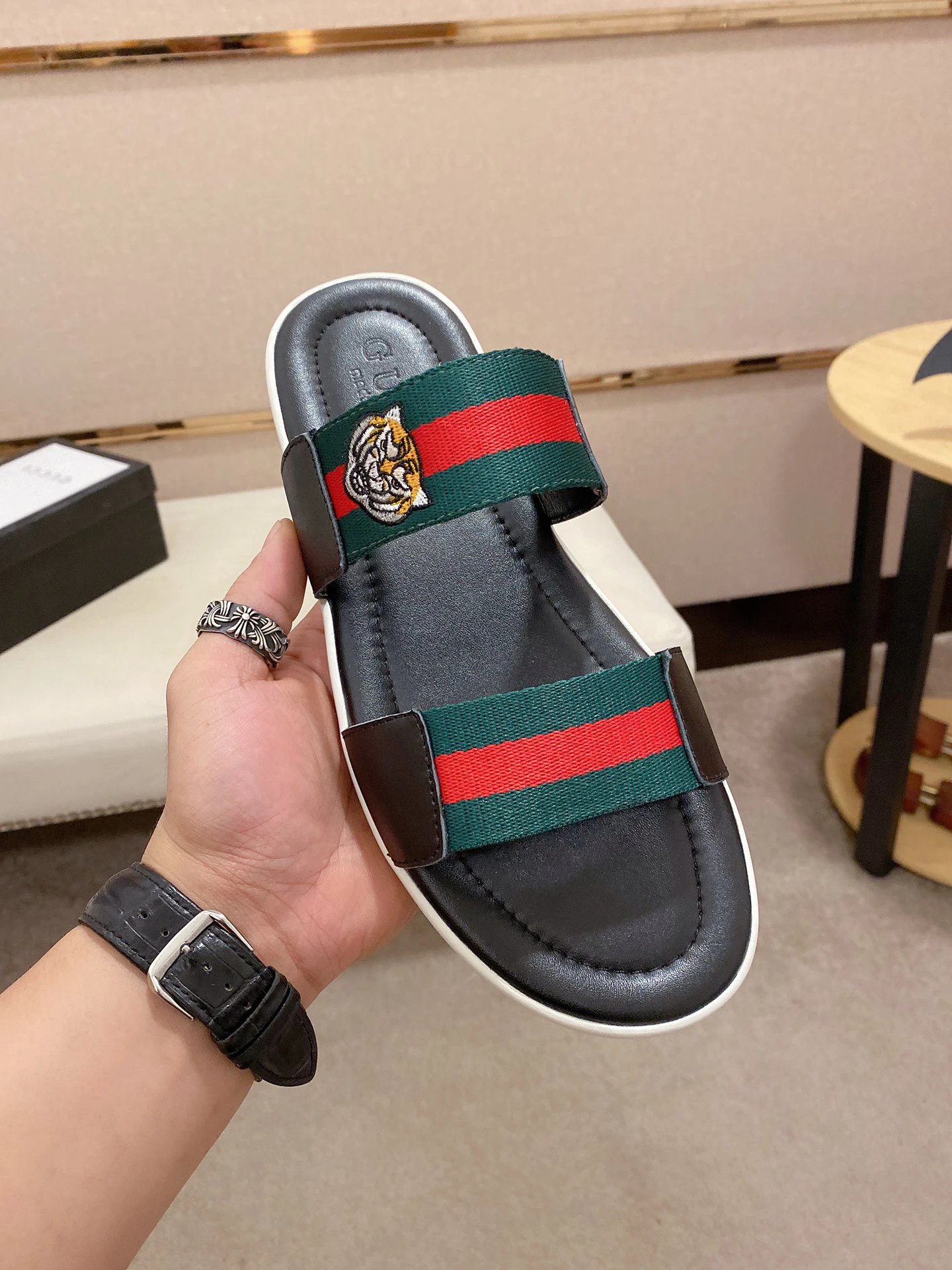 Gucci Tiger Head Embroidered Color-block Casual Slides