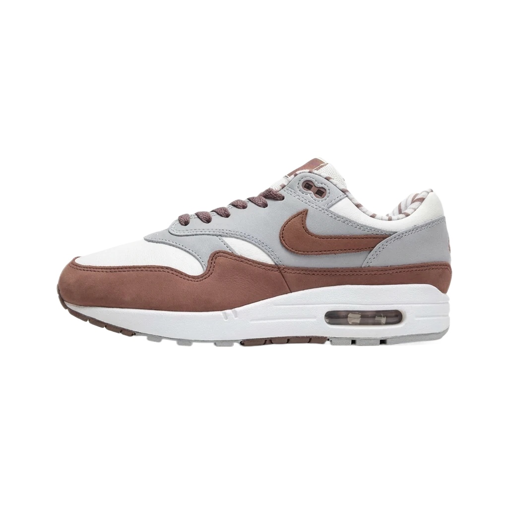 Nike Air Max 1 Retro Brown and White Sports Shoes