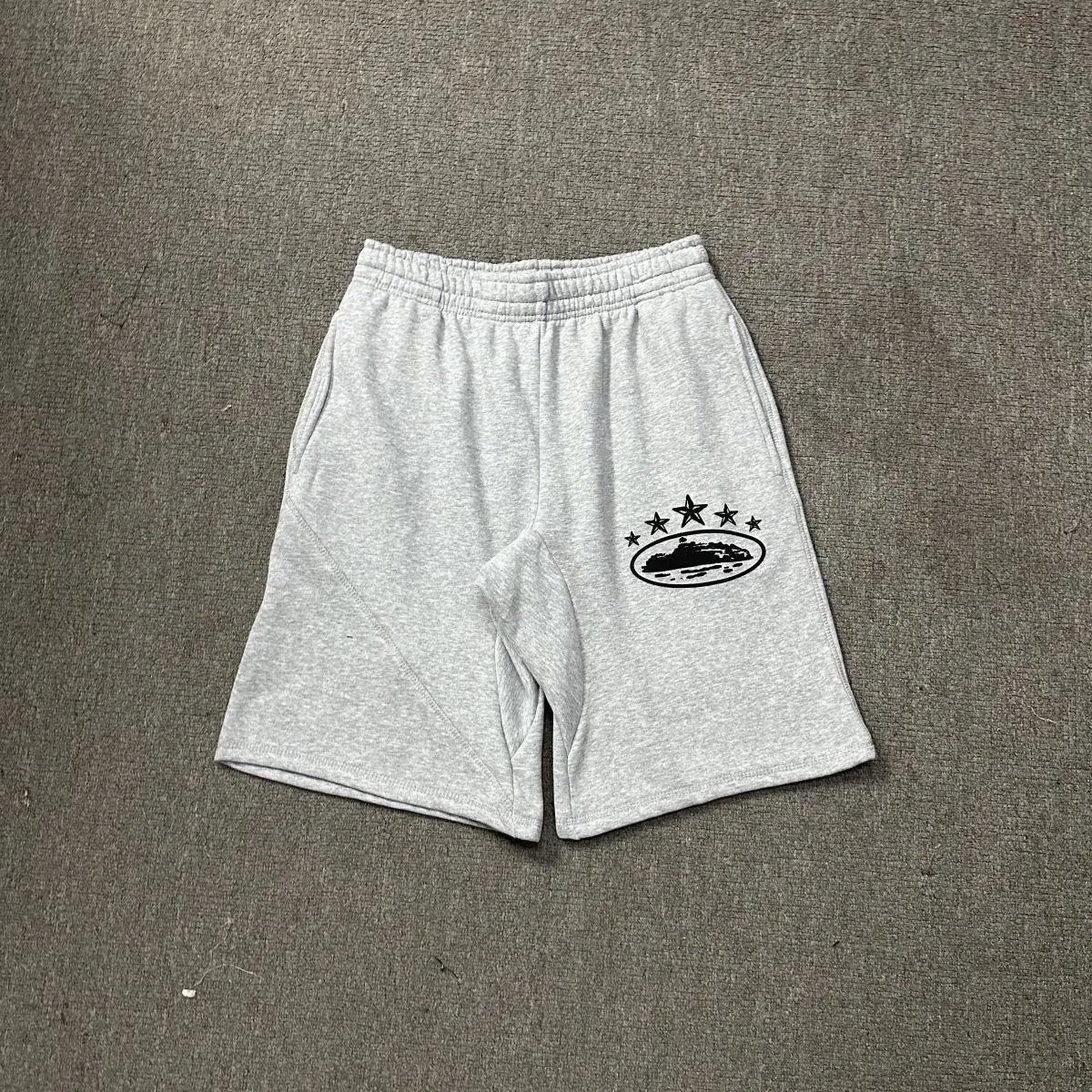 Corteiz minimalist light gray shorts