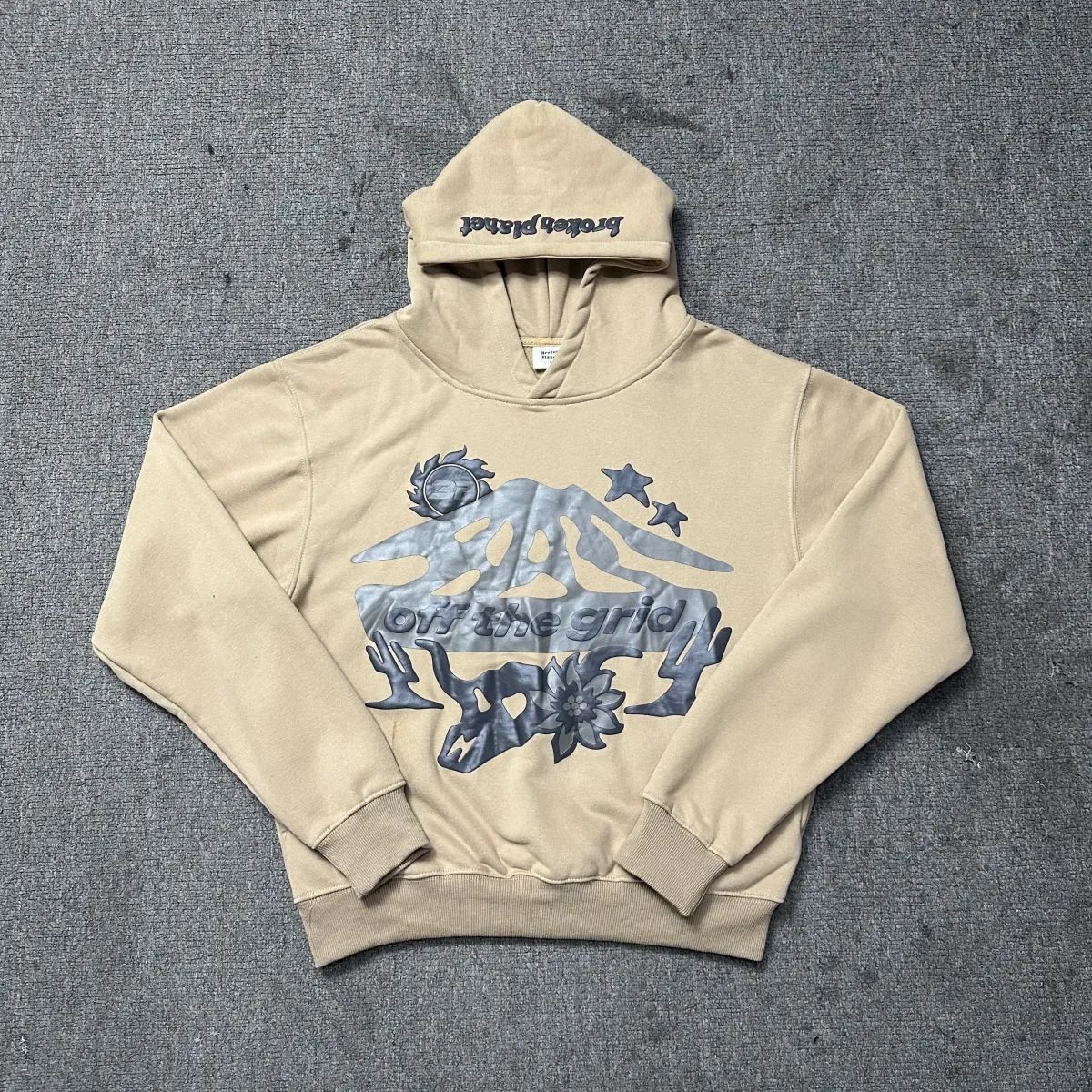 Broken Hearts Style H236 Skull Graphic Hoodie Active Casual