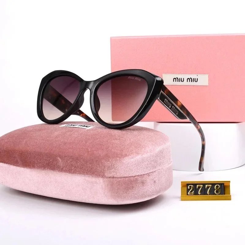 Miu Miu Classic Oversized sunglasses Black Oval Sunglasses for Daily Styling