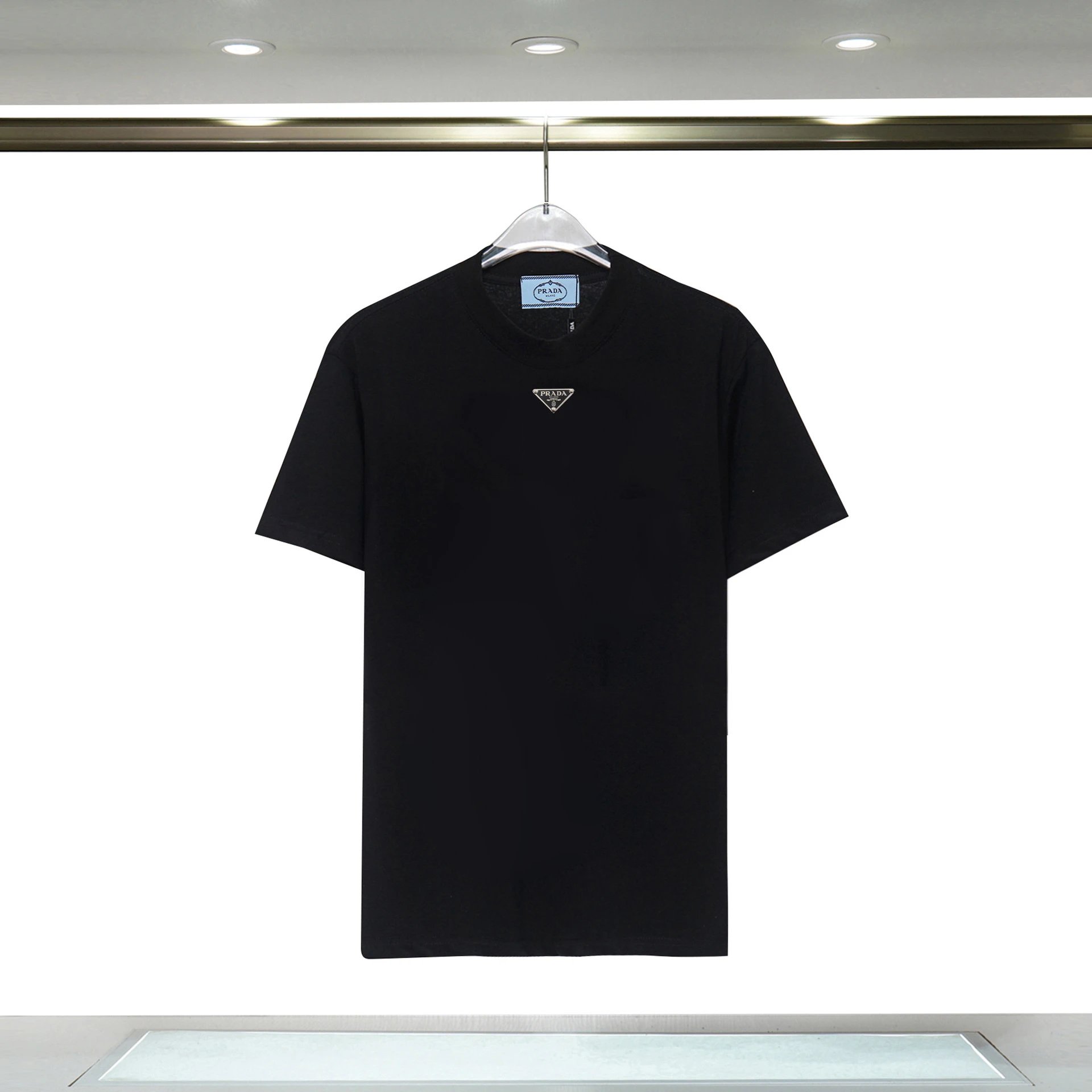 Amiri Patterned Logo T-shirt Black Small AM with Polished Detail