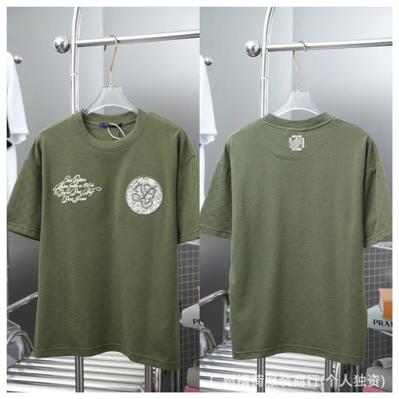 Louis Vuitton Embroidered Badge Casual Style Army Green T-Shirt
