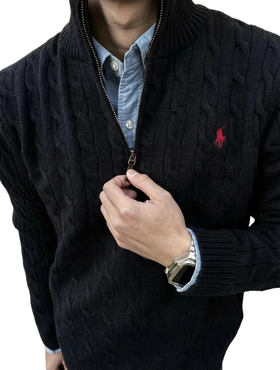Vintage-style black sweater of Ralph Lauren