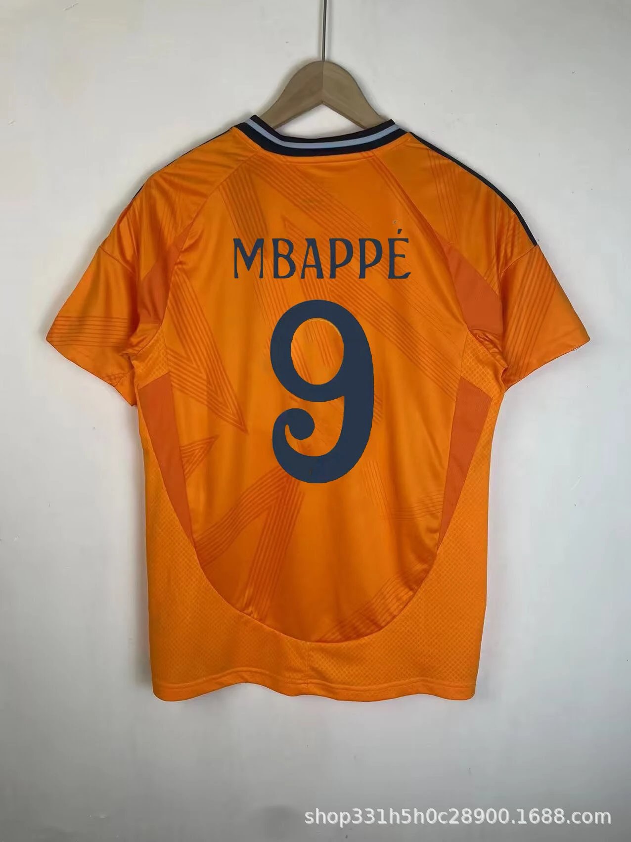 Real Madrid Travel Bellingham #5 soccer jersey White Real Madrid with Soft Visual Tone