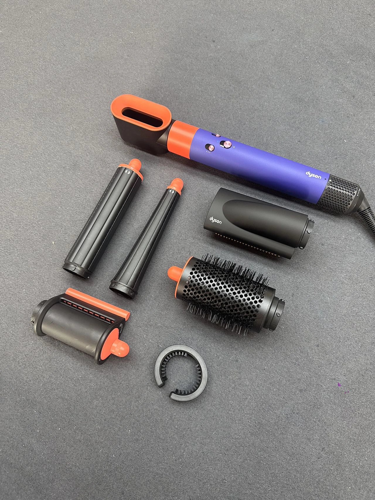 Dyson Hair Styler with Airwrap-style Styler for Streetwear Looks