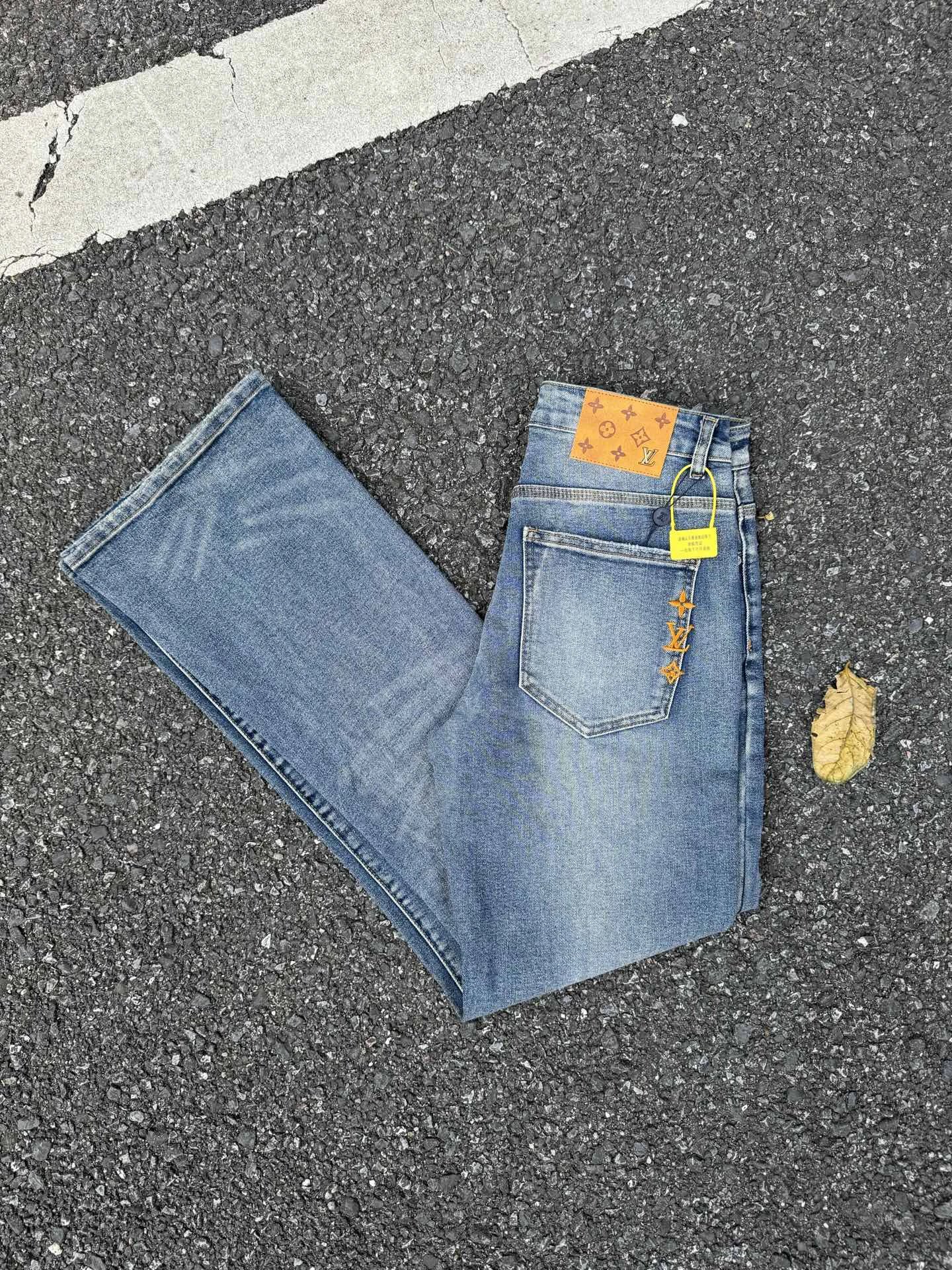 Light Blue Washed Jeans Gift Edit