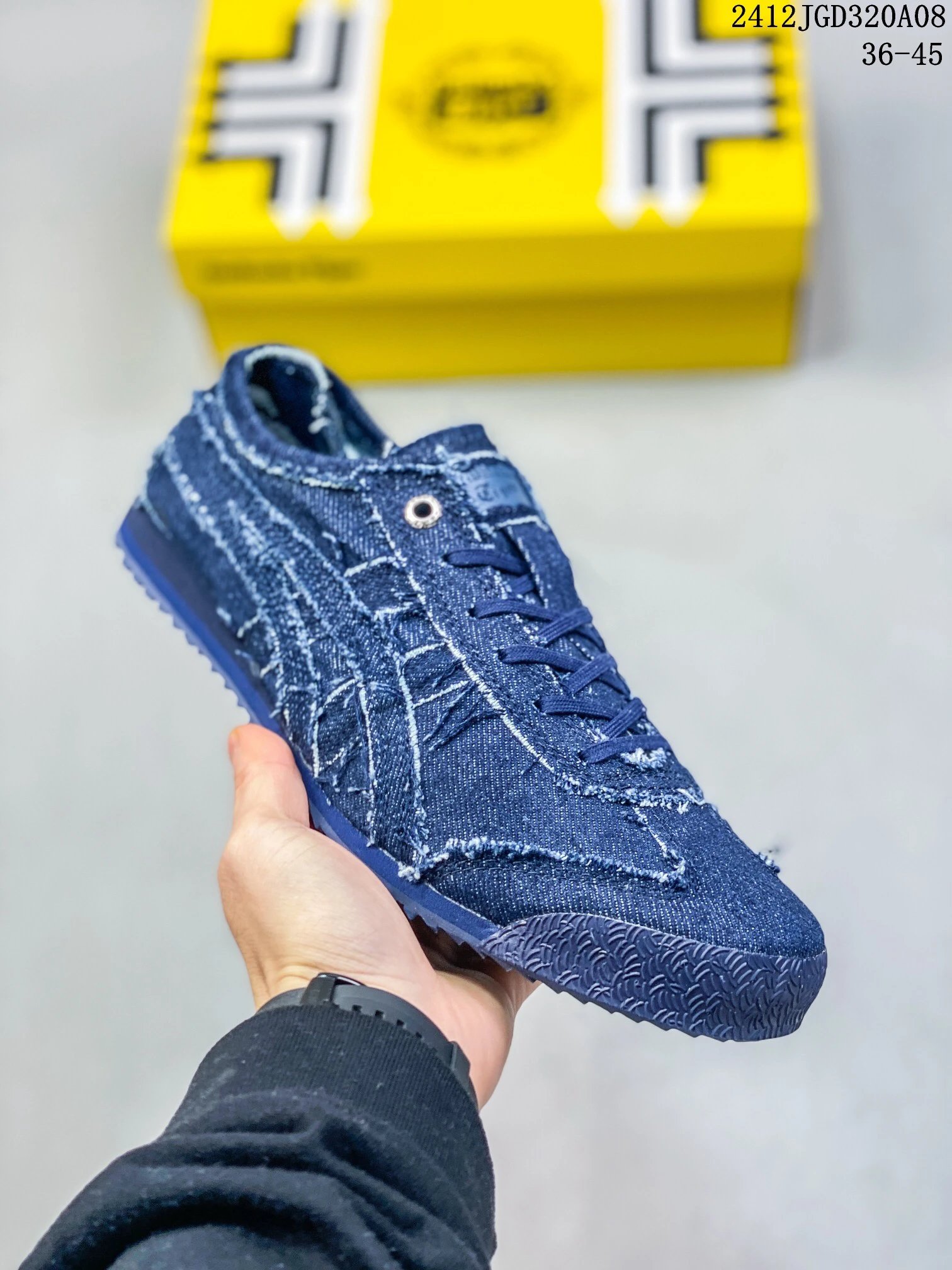 PUMA retro style denim blue sports shoes