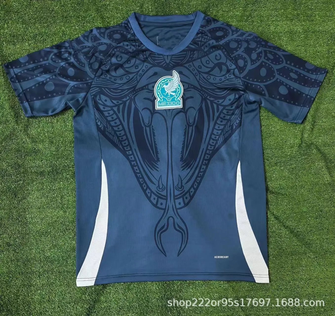 Real Madrid Training-Kit Look Dark Green Dragon Soccer Jersey Color Pop