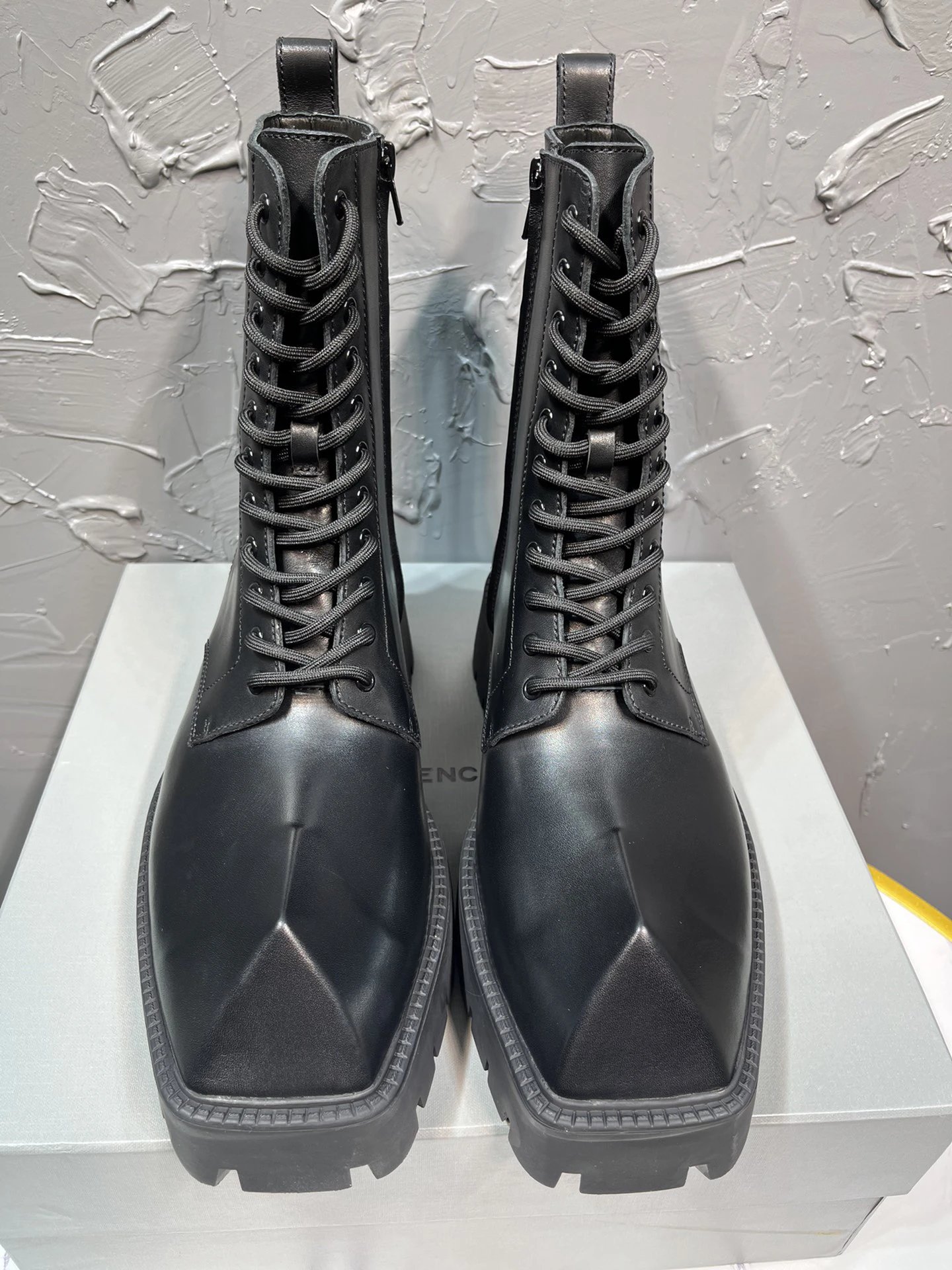 Lace-up Boot with Black High Lace Boot for Streetwear Looks