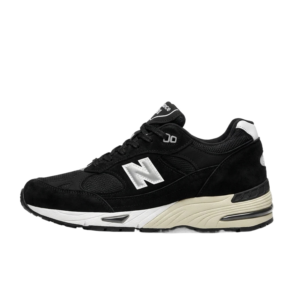 New Balance 990 retro-style black shoes