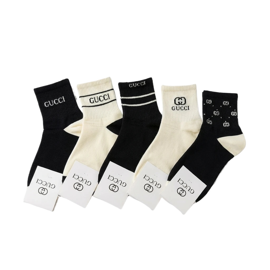 Gucci minimalist black and white socks