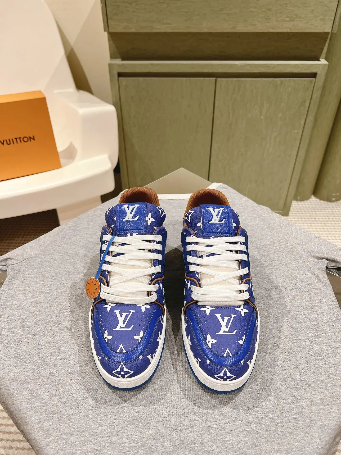 Blue Monogram Louis Vuitton Low-top in Branded Blue Monogram Low-top Sneaker for Streetwear Looks