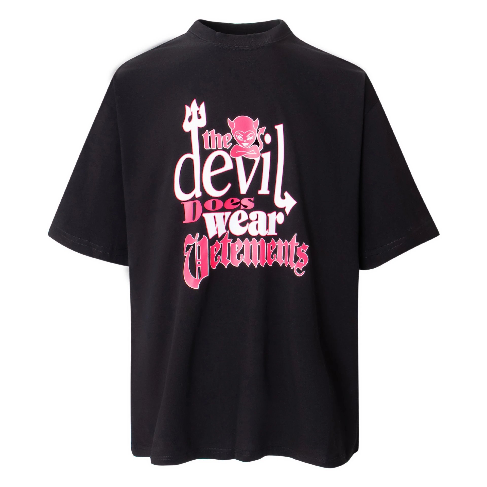 Travel Statement graphic T-shirt Black Colorful Lucky with Modern Look