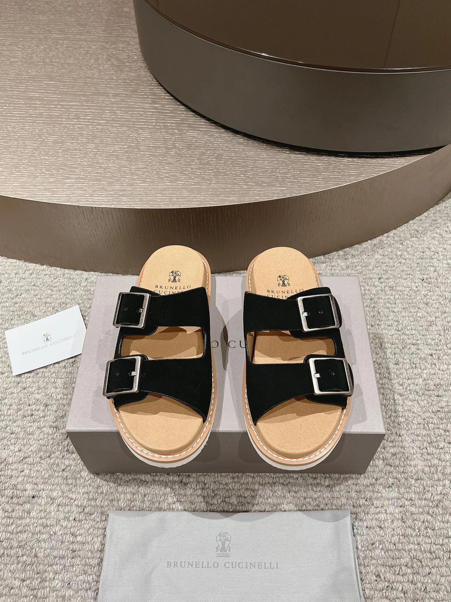 Brunello Cucinelli Light Luxury Casual Black Slides