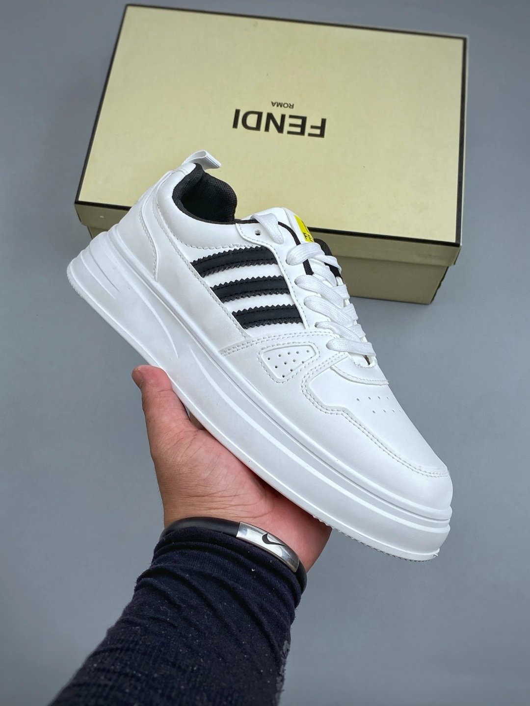 Fendi White and Black Contrast Side Panels Striped Low-Top Sneakers