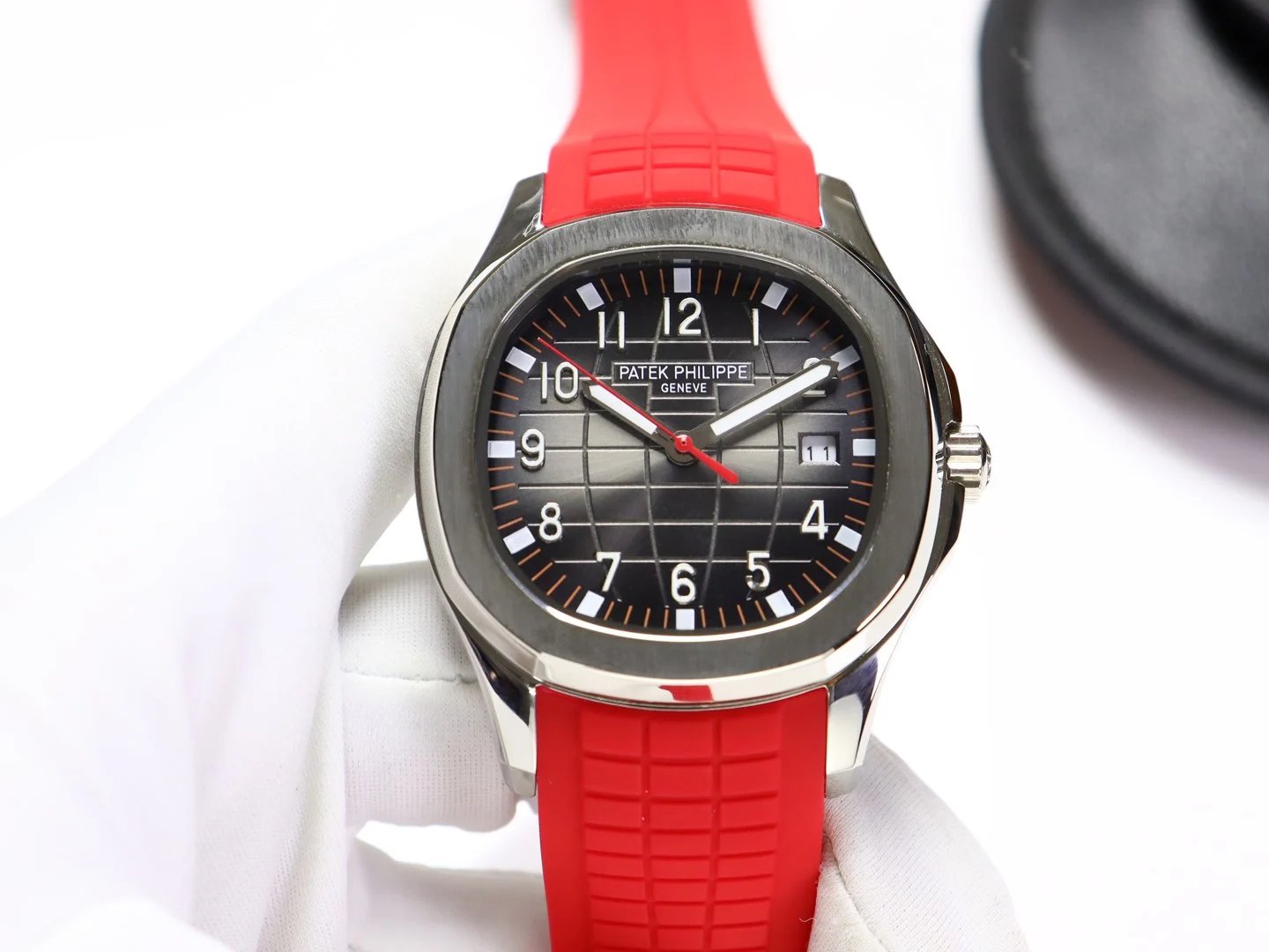 Patek Philippe Watch with Black Dial Watch for Daily Rotation