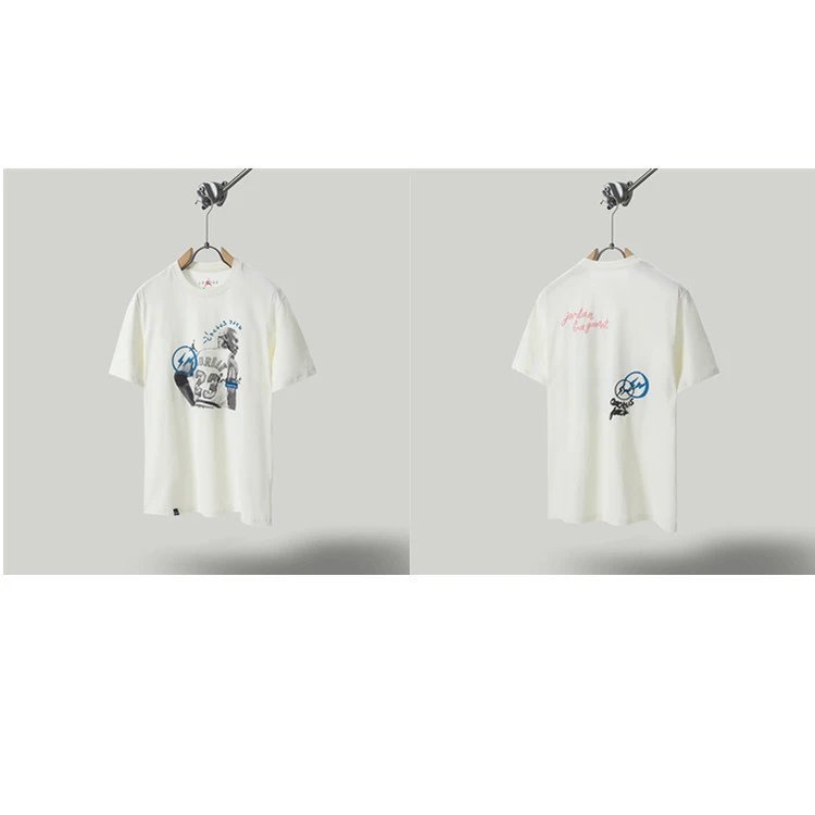 Travis Scott x Jordan Co-branded Graffiti-style Off-white T-shirt