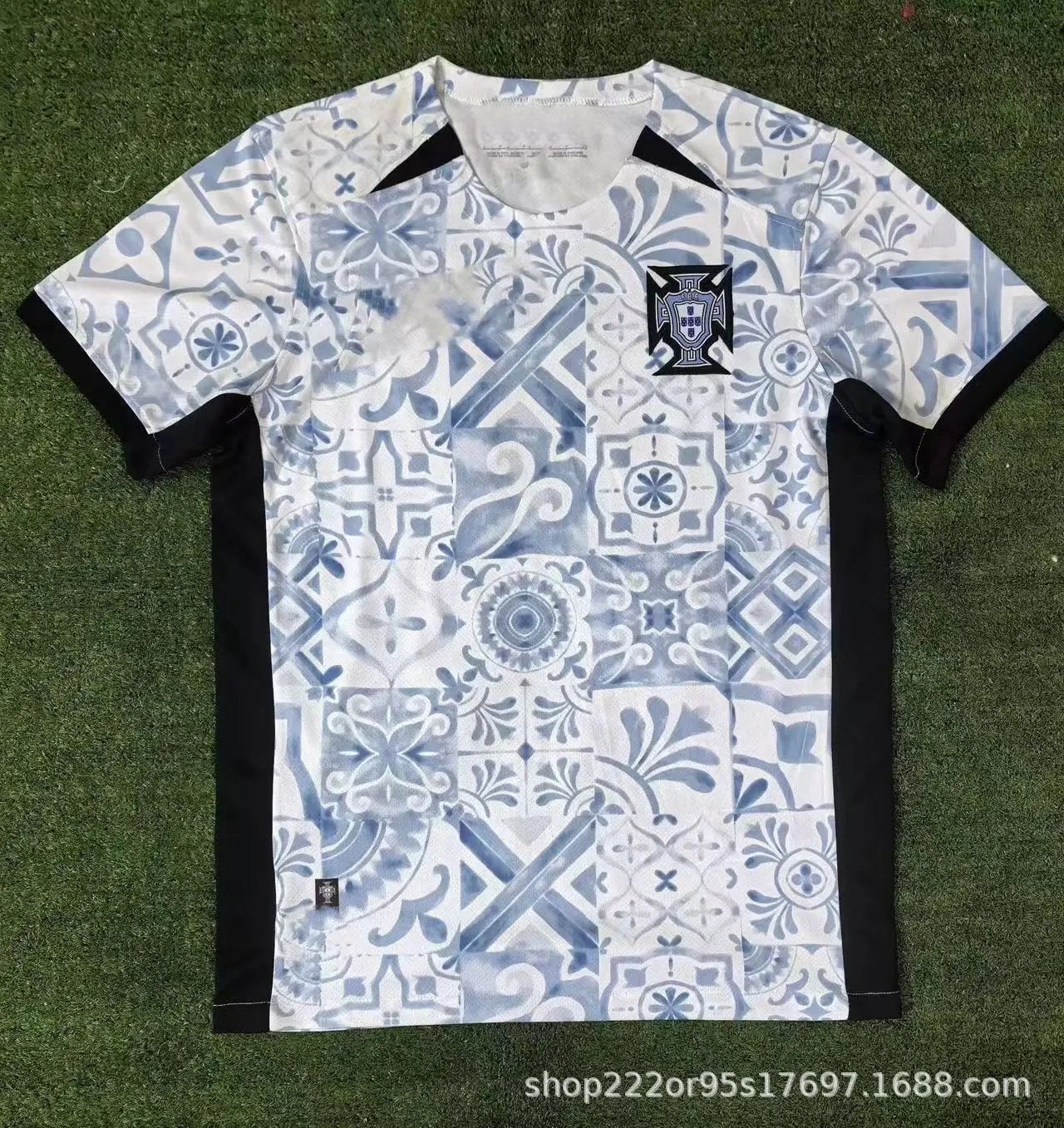 Real Madrid Easy Athletic Layer Dragon Soccer Jersey Soft Neutral
