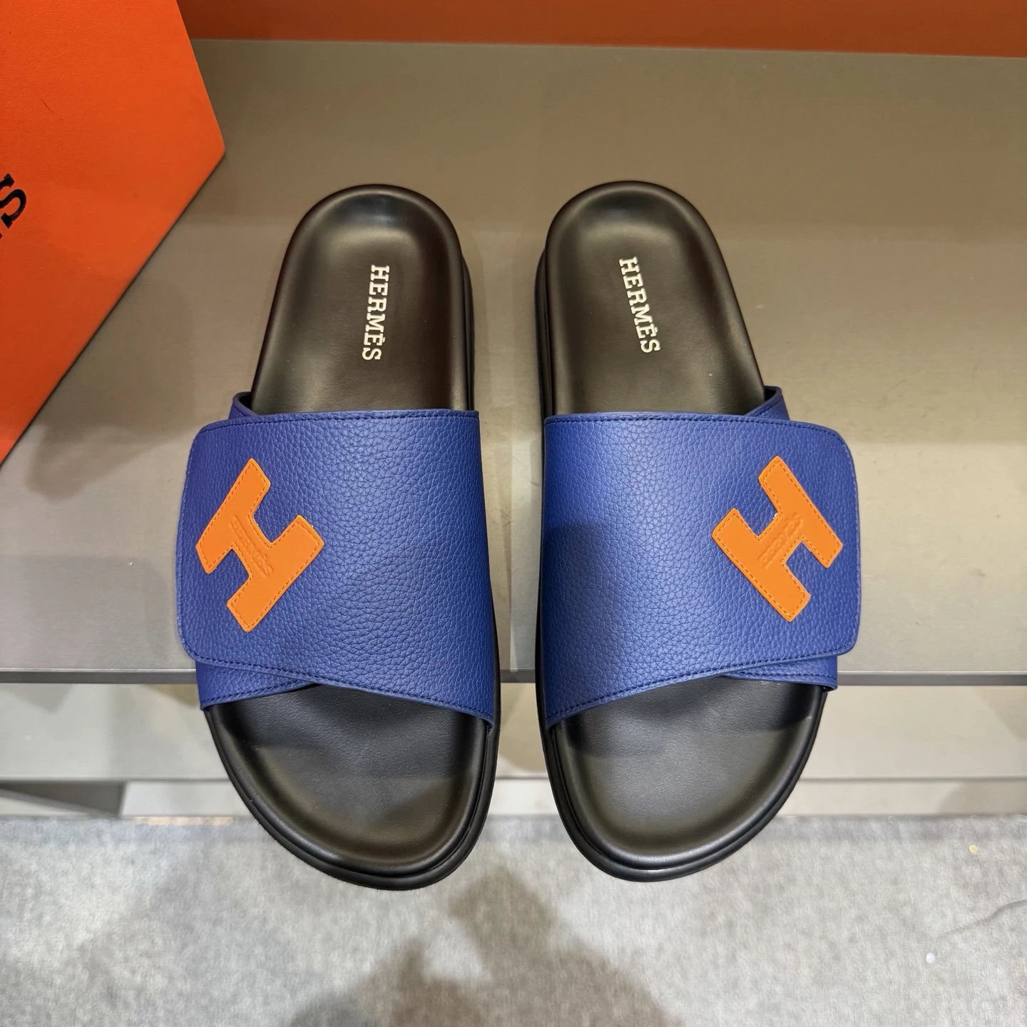 Hermès H-buckle Light Luxury Style Blue Slide Sandals