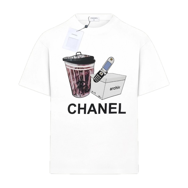 Chanel retro - style white T - shirt