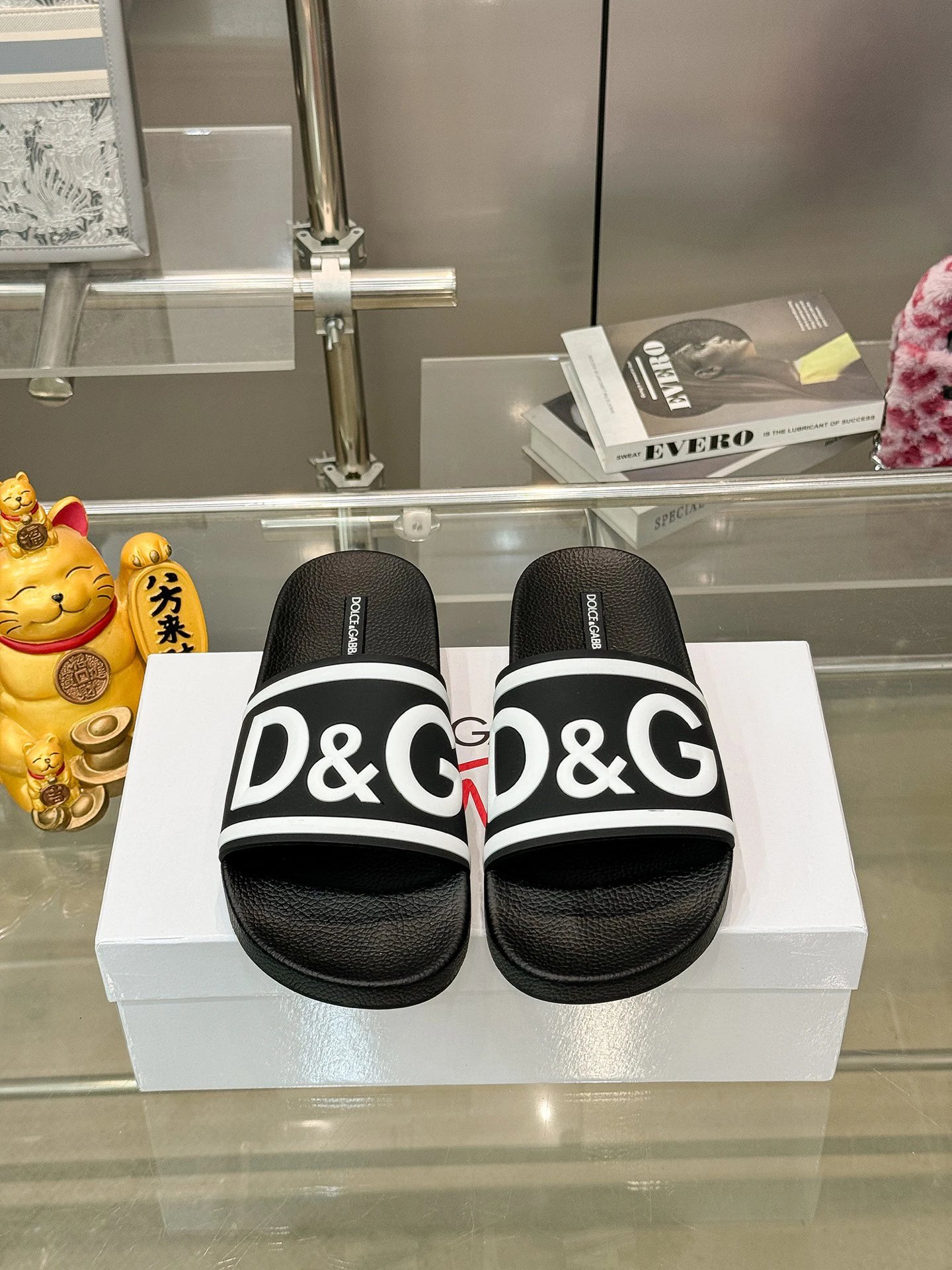 D&G Classic Large Logo Casual Style Black Slide Slippers
