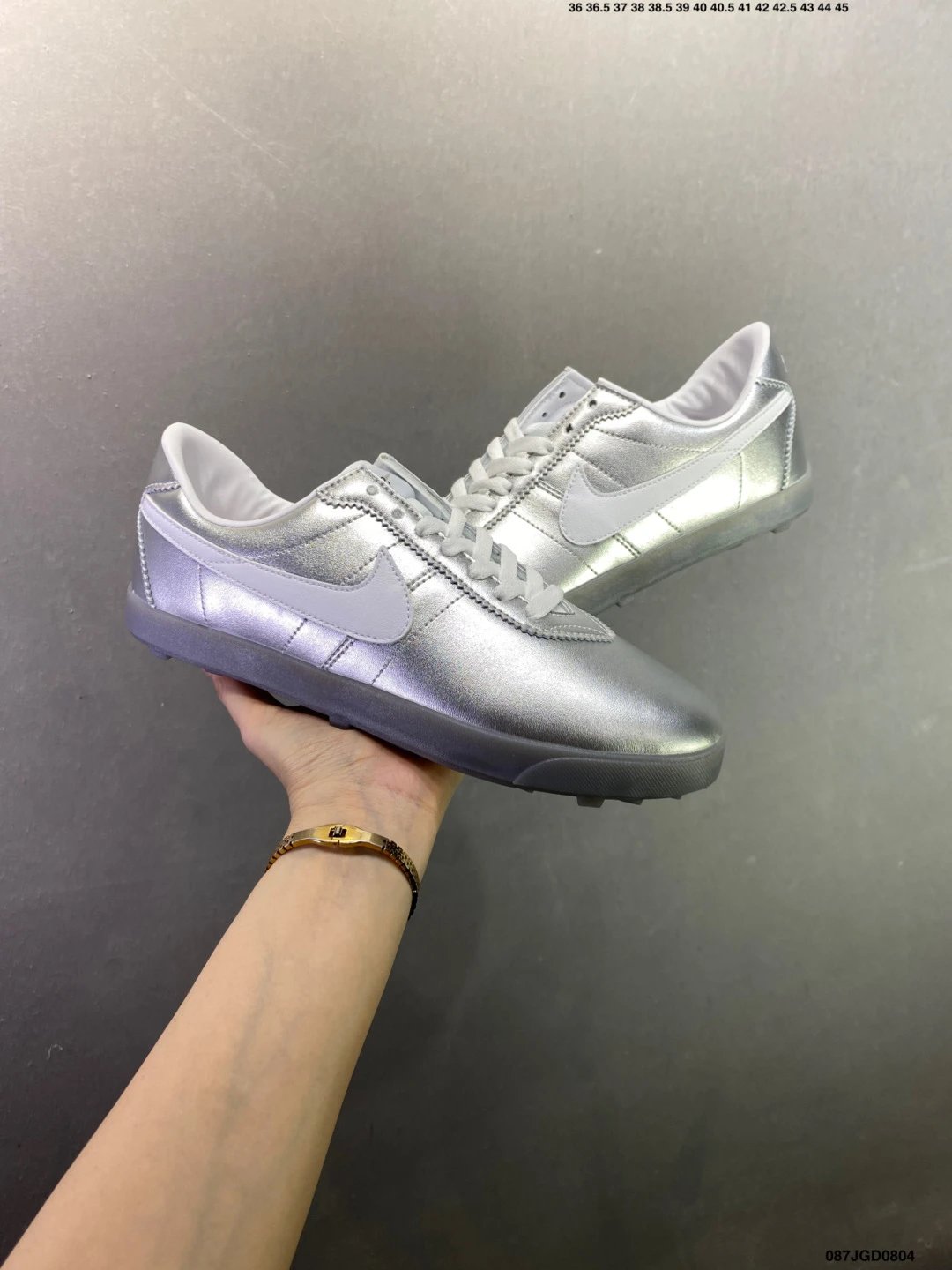 Nike Metallic Silver Padded Heel Tab Low-Top Sneakers