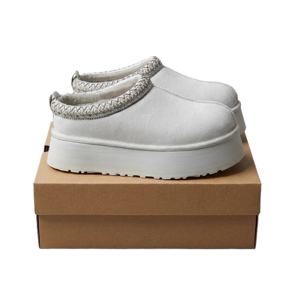 UGG Fashionable White Snow Boots