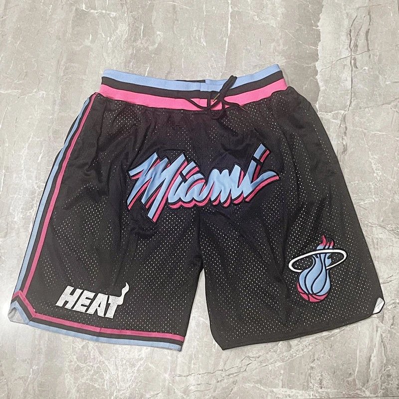 Lakers Classic Basketball shorts Yellow Lakers Mesh with Travel-Friendly Style