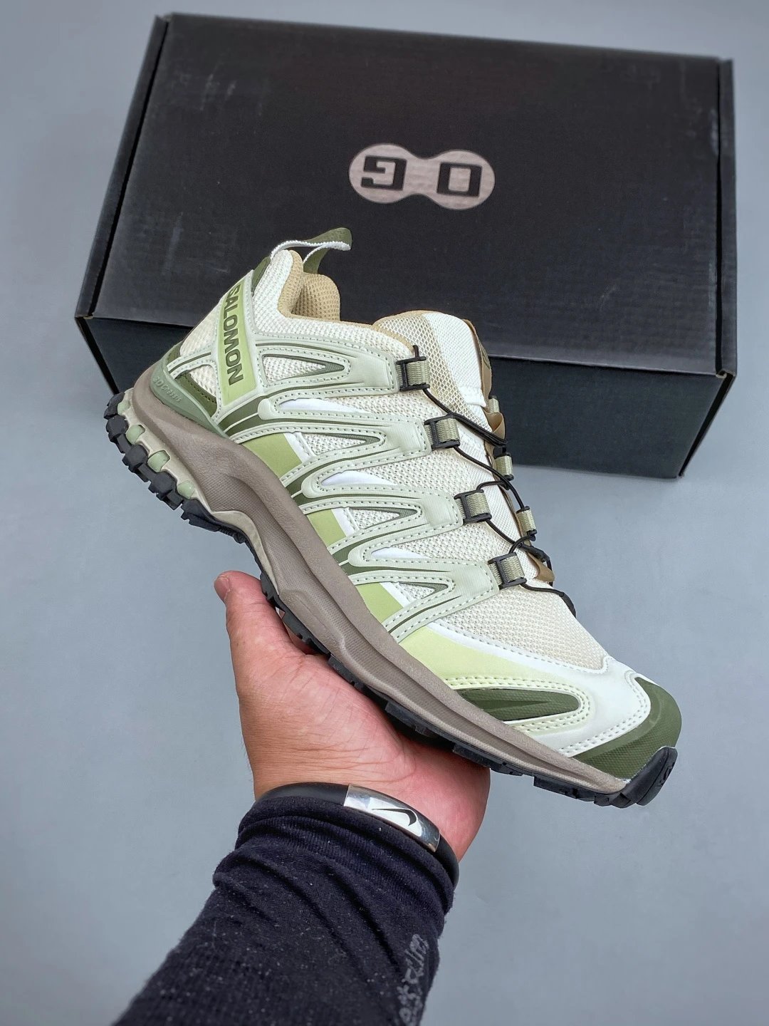 Salomon Trail Runners, Cream and Green and Quick-Lace Style Cords