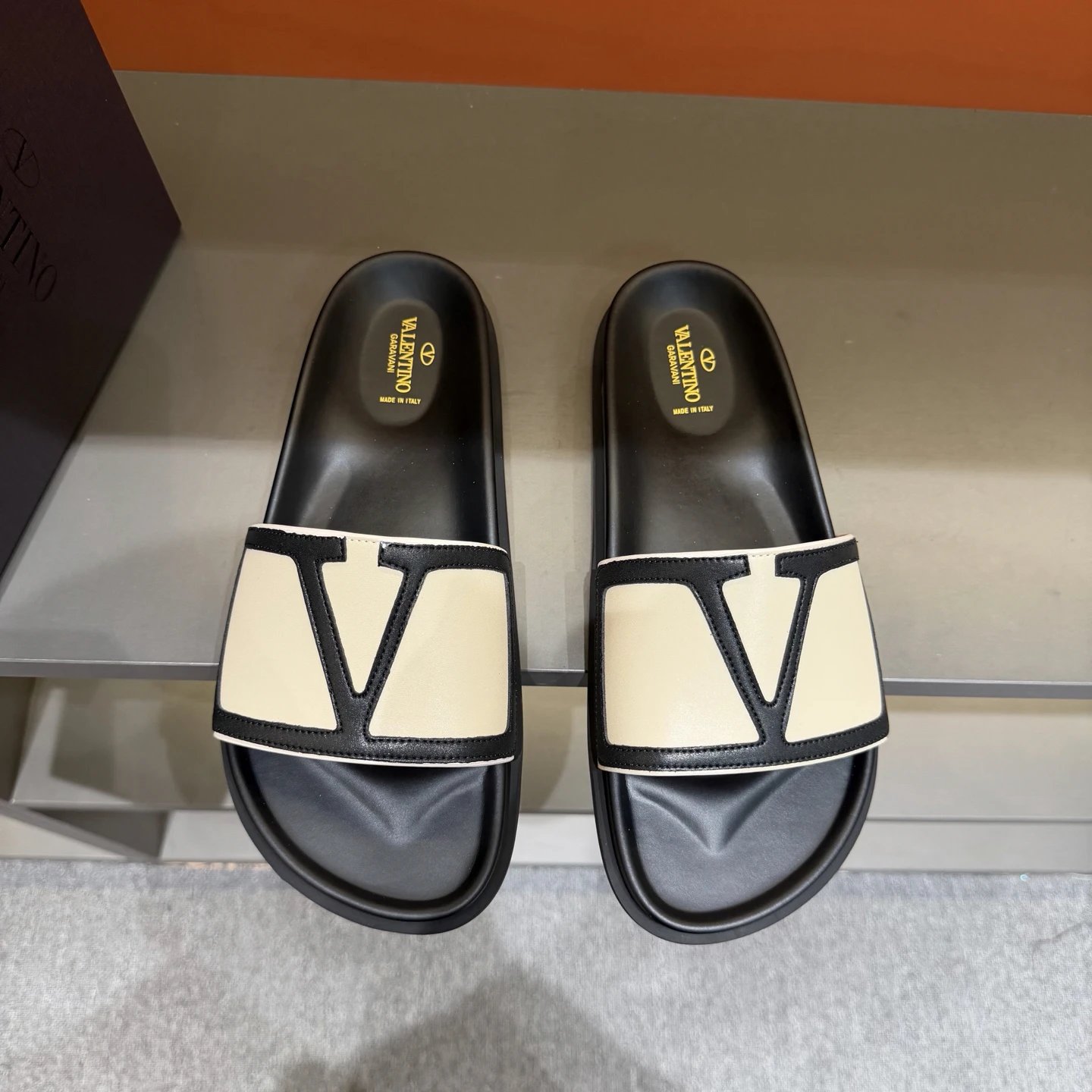 Valentino Big V Light Luxury Style Beige and Black Color-block Slide Sandals