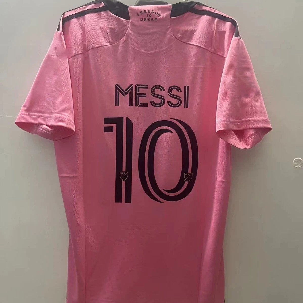 Inter Miami Streetwear Messi #10 soccer jersey Pink Inter Miami with Logo Accent