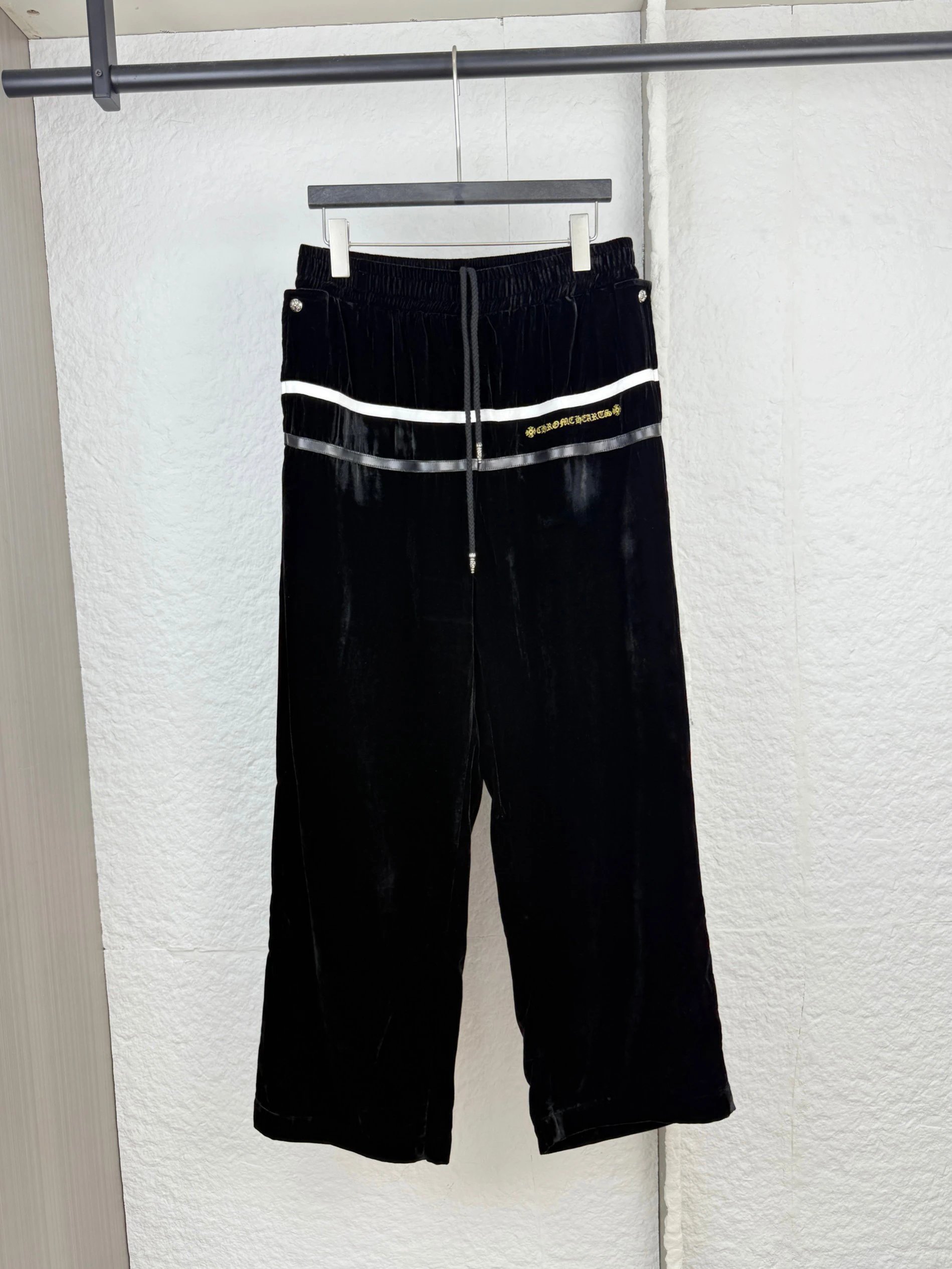 Daily Black Wide Cropped Trousers