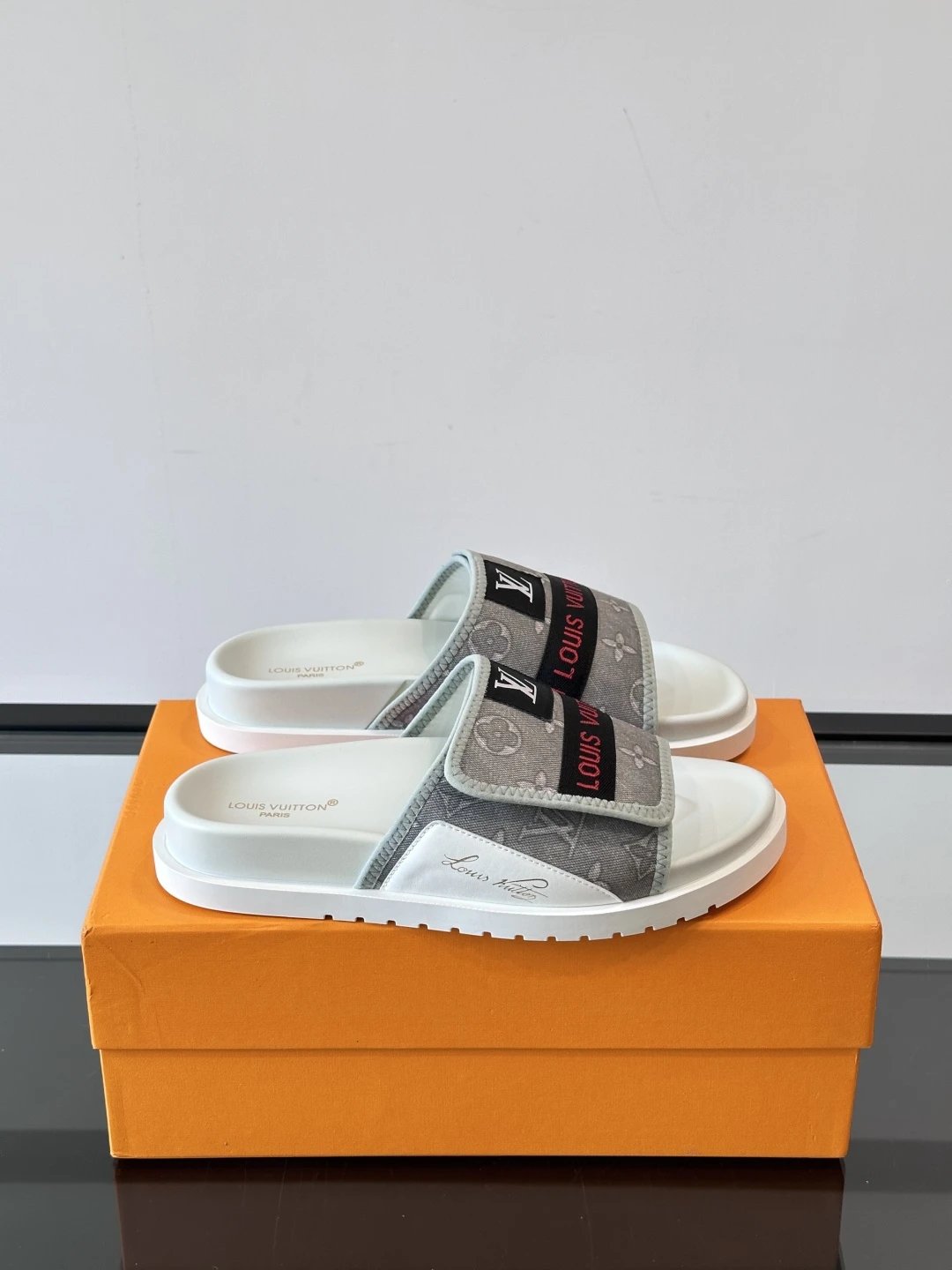 Louis Vuitton Classic Monogram Light Luxury Gray and White Slide Sandals