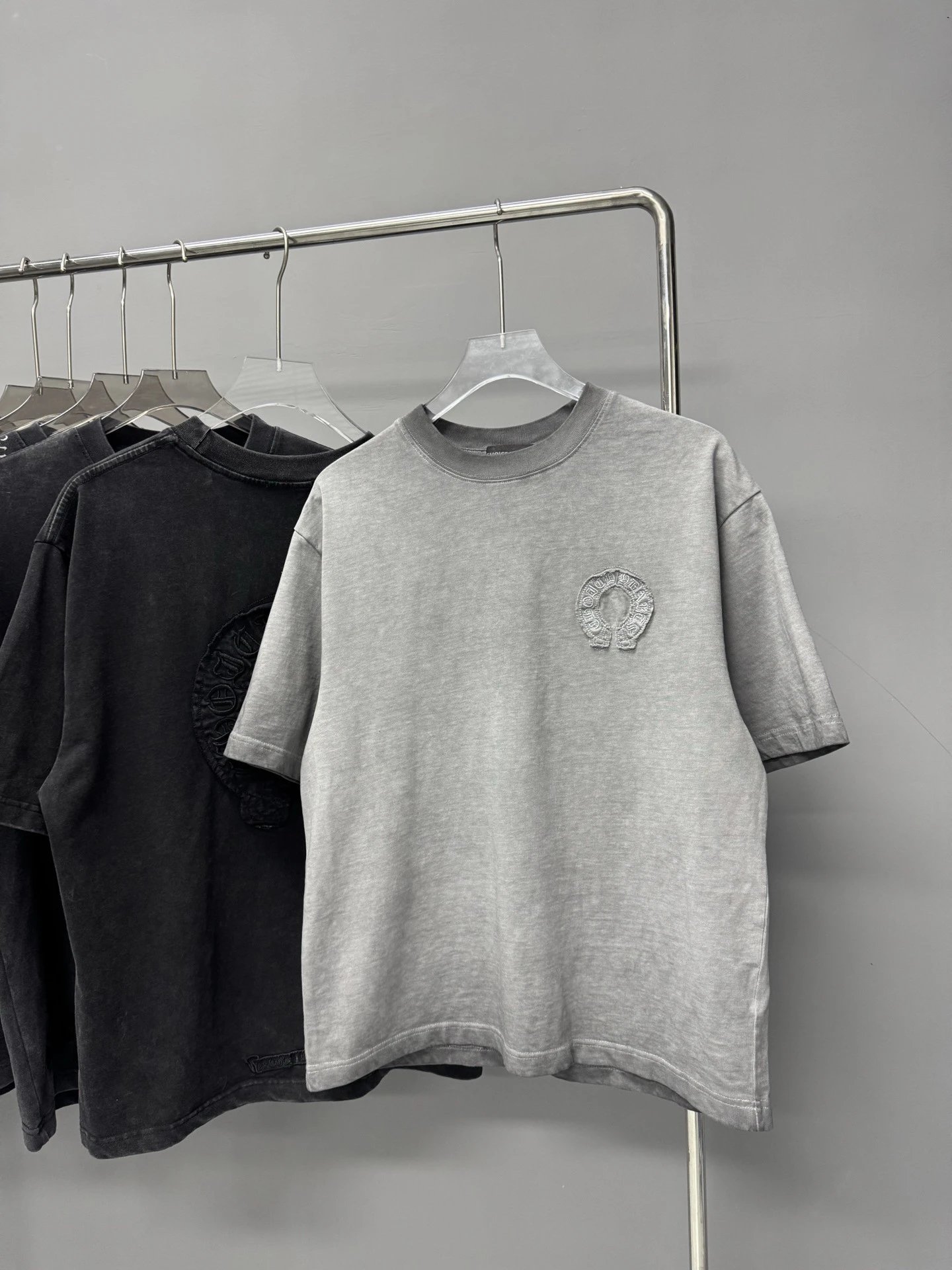 Chrome Hearts Horseshoe Logo Trendy & Cool Grey Short-sleeve T-shirt