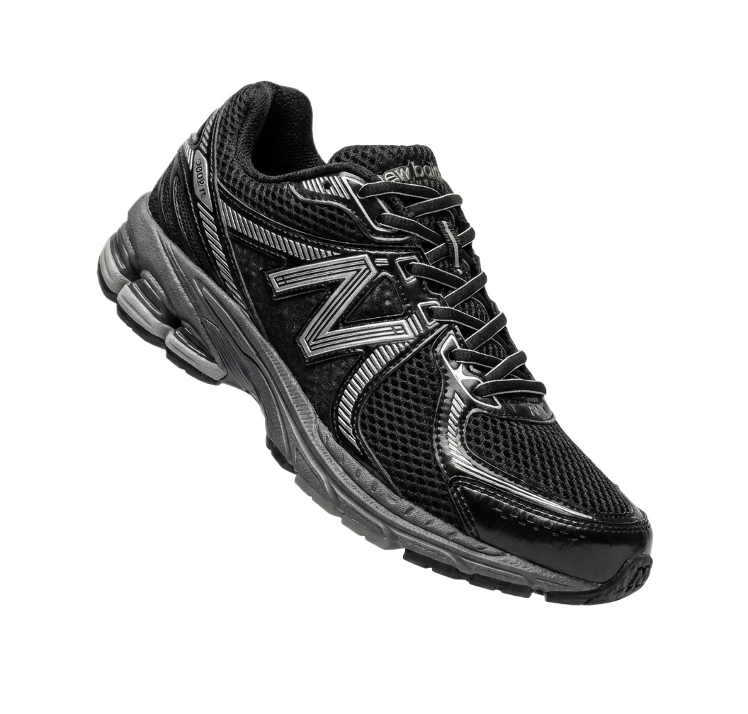 New Balance retro-style black and grey sports shoes