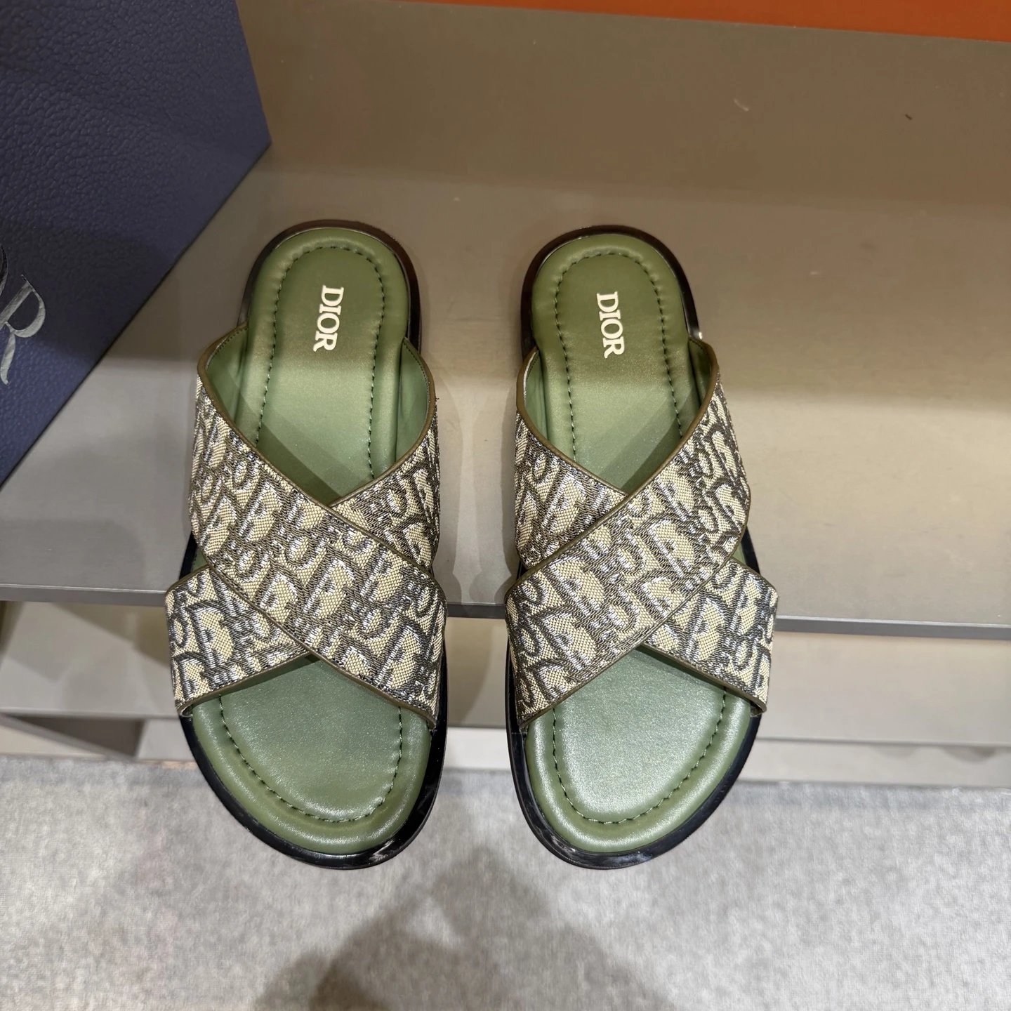 Dior Oblique Vintage-style Military Green Slides
