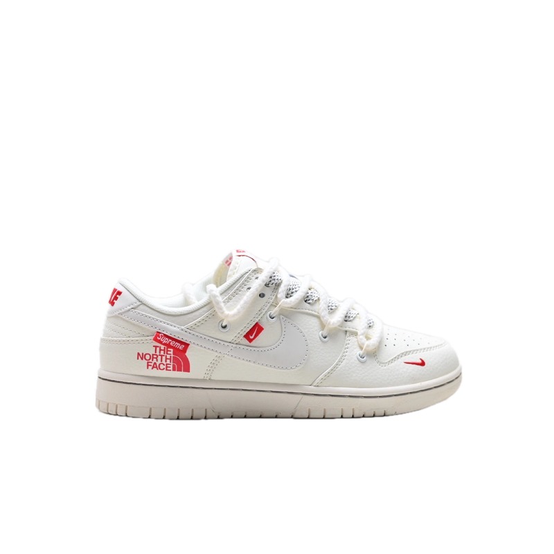 Nike co-branded trendy and cool white shoes