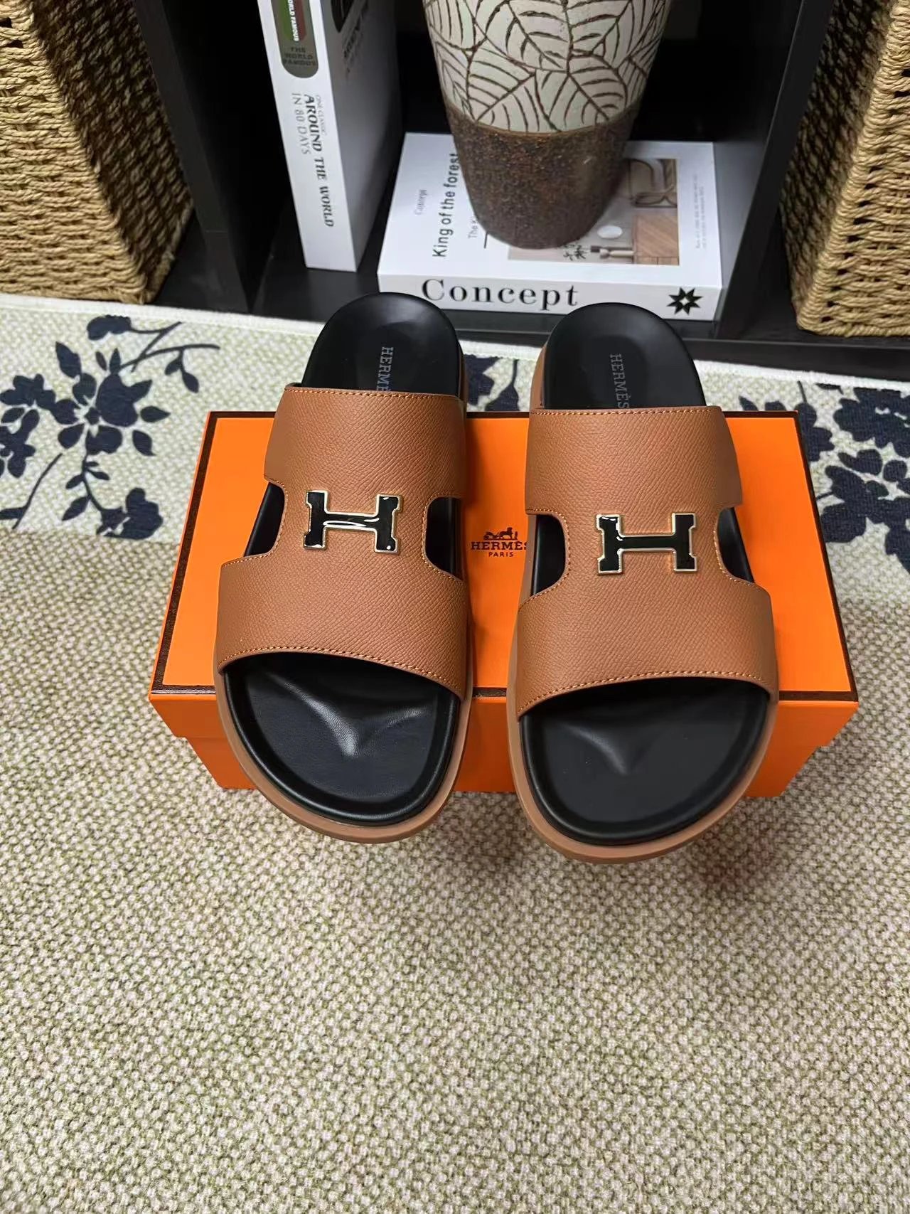 Hermès H-Buckle Minimalist Style Caramel Brown Slide Sandals