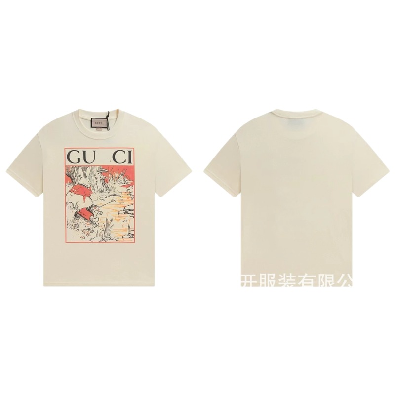Gucci Vintage Style Illustration Print Off-white T-shirt