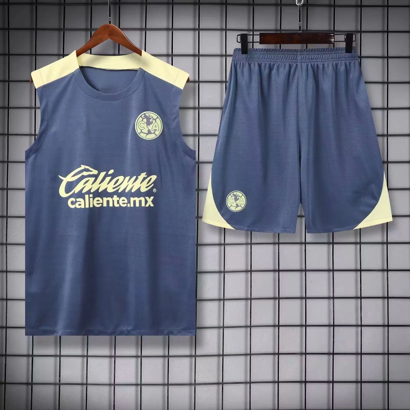 Real Madrid Easy Match Training jersey set Navy Sleeveless Top for Leisure Wear