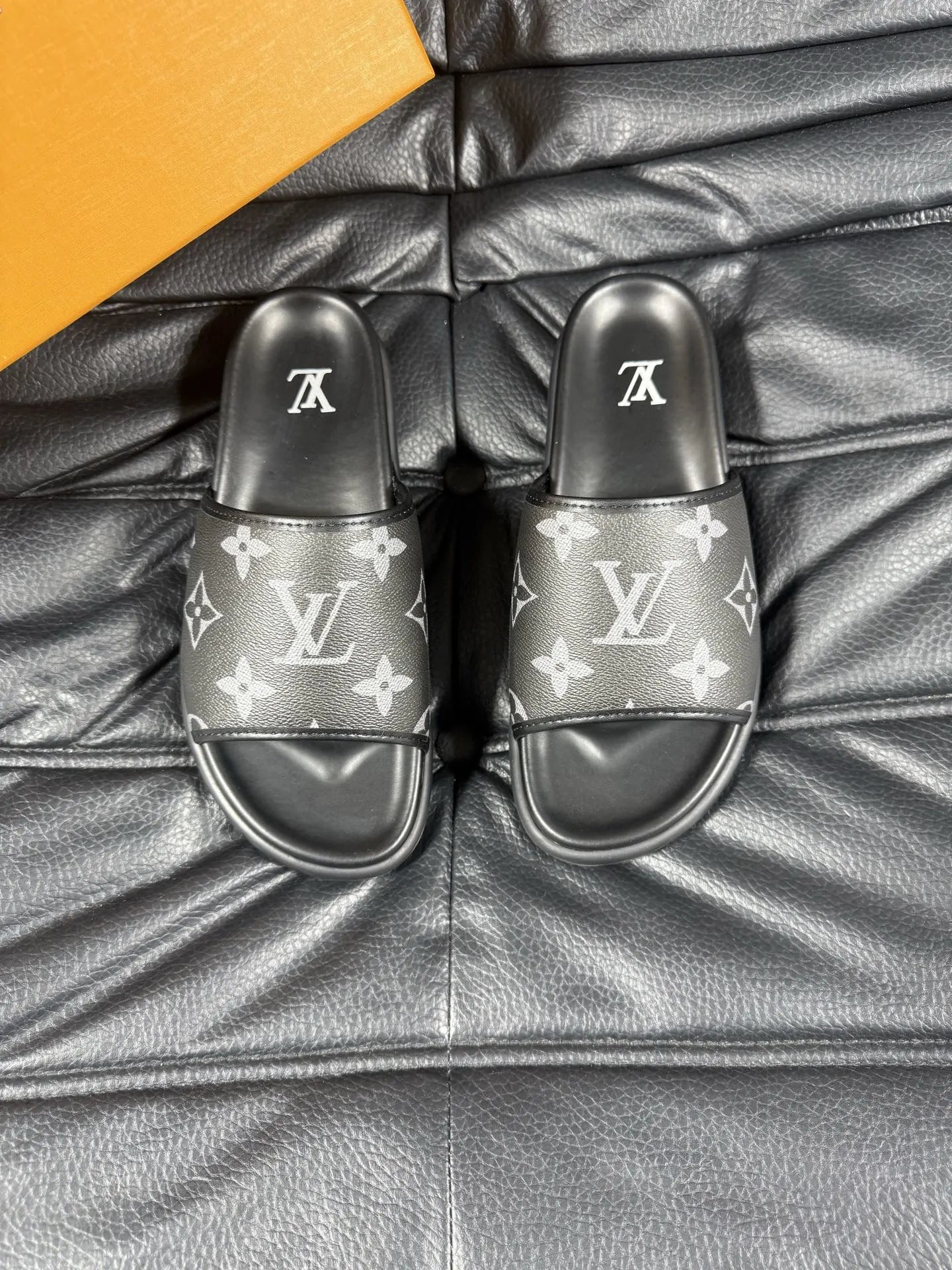 Louis Vuitton Classic Monogram Light Luxury Black and Grey Slide Sandals