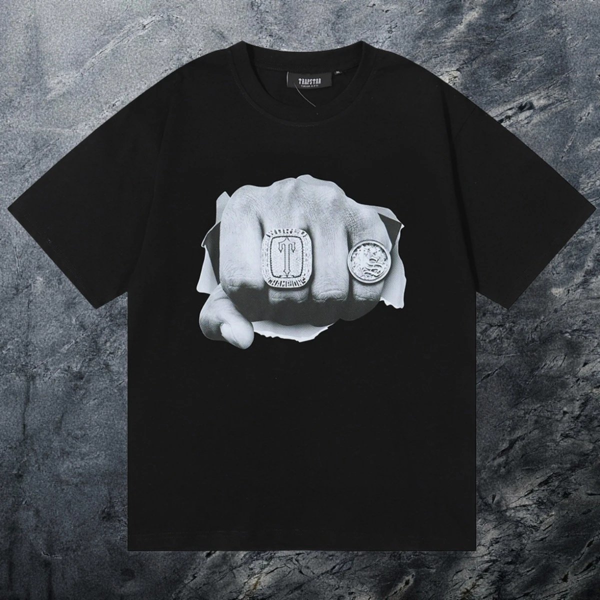 Trapstar Summer Keys graphic T-shirt Black White Key with Bold Graphic