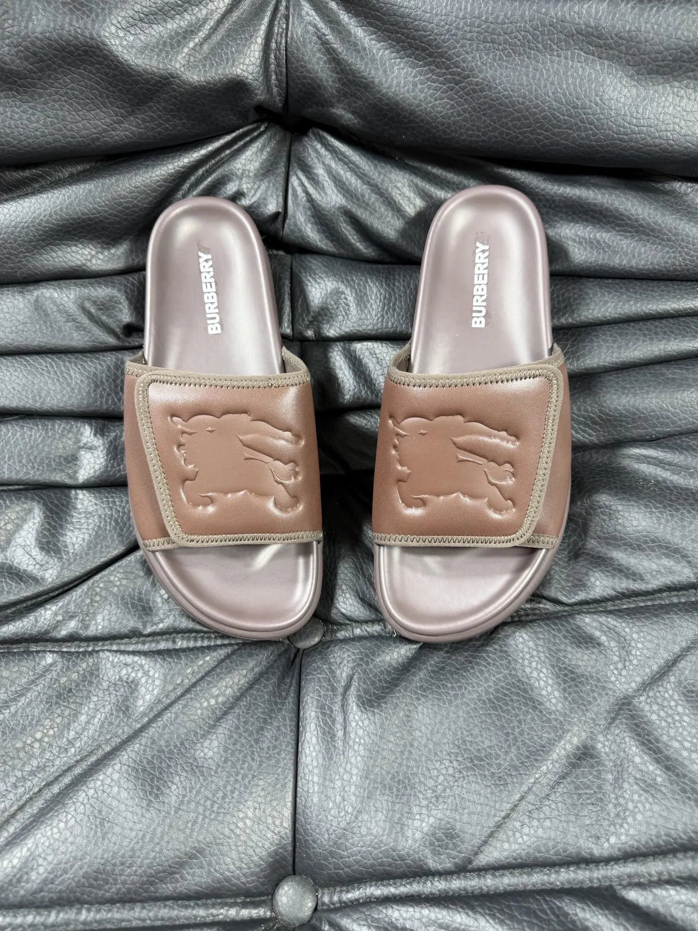 Burberry Classic Knight-Embossed Light Luxury Style Brown Slides
