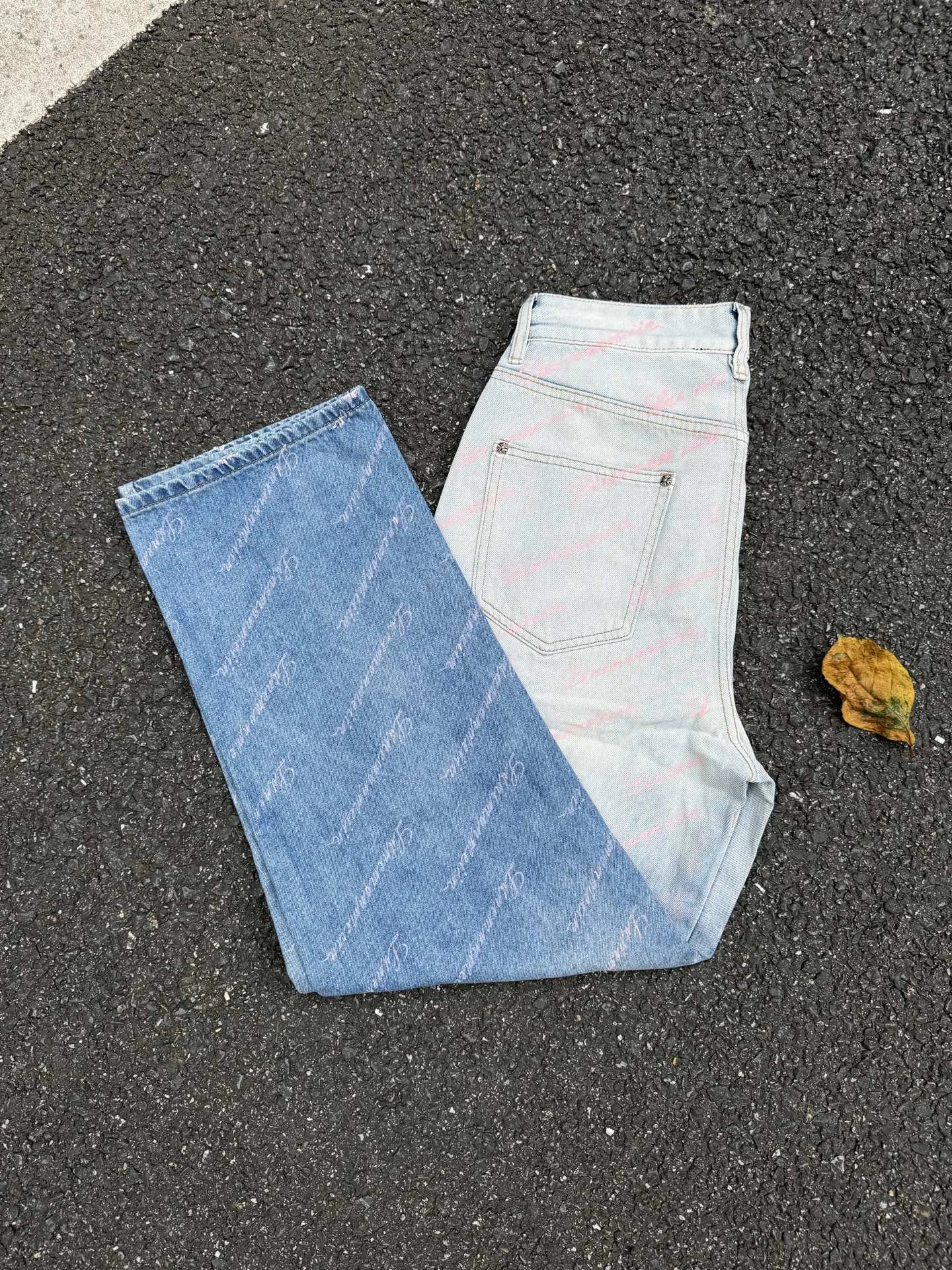 Weekend Two-Tone Denim Jeans - Blue And White