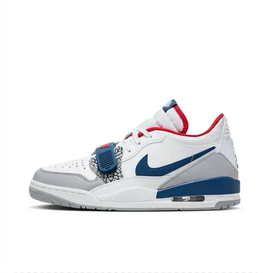 Jordan retro white and blue sports shoes