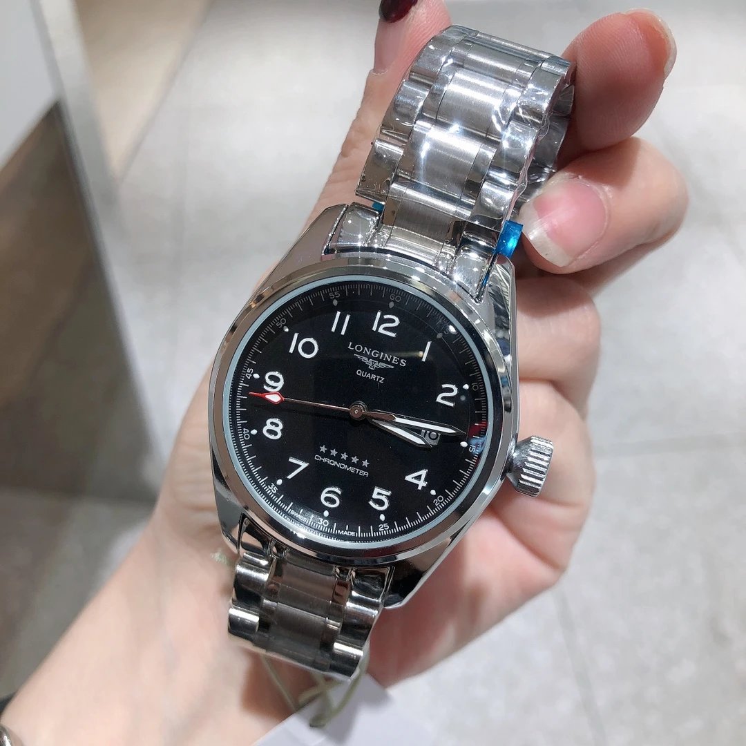 Patek Philippe Watch with Black Dial Bracelet Watch Detail