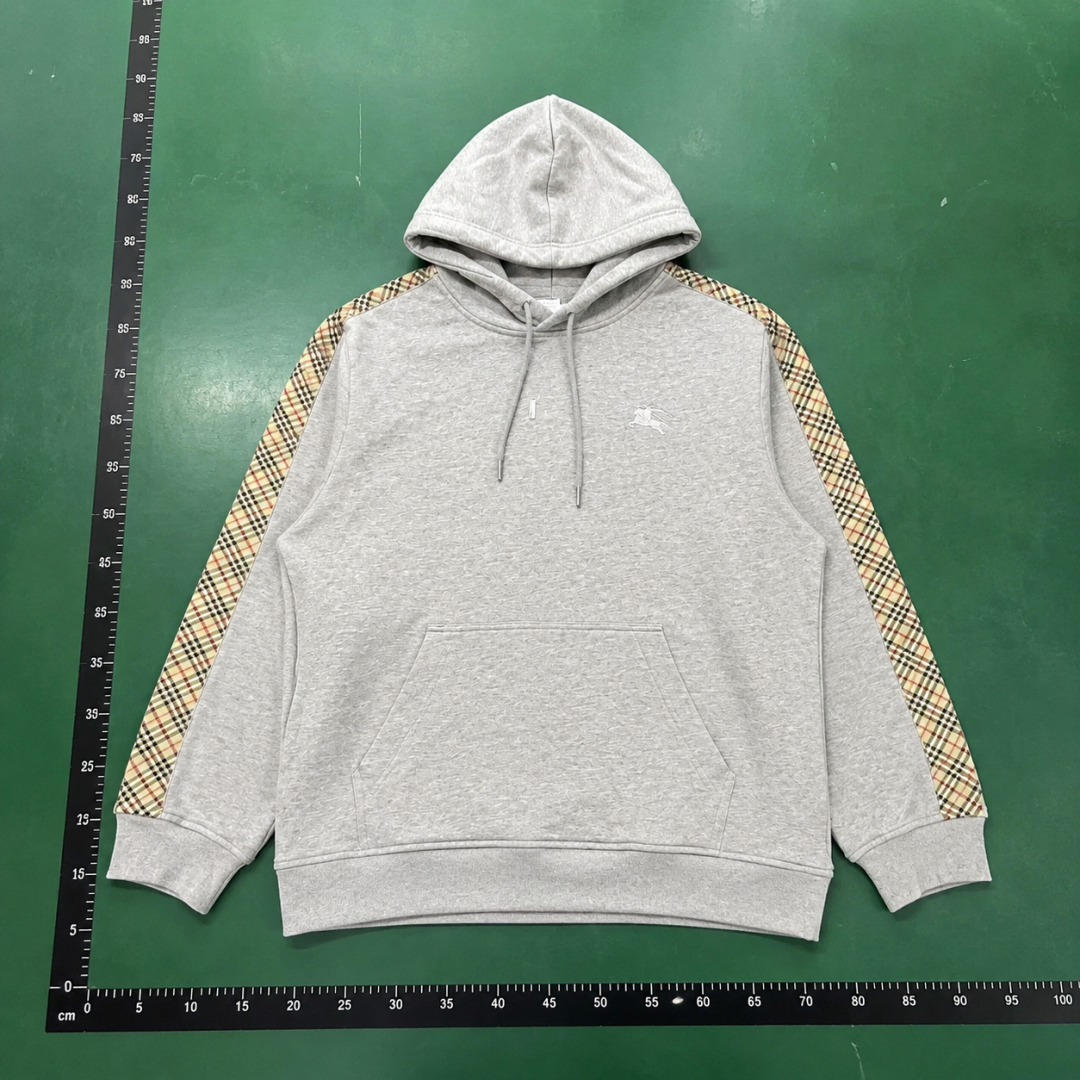 Photo Ready Burberry Hoodie Ribbed Texture QC photo